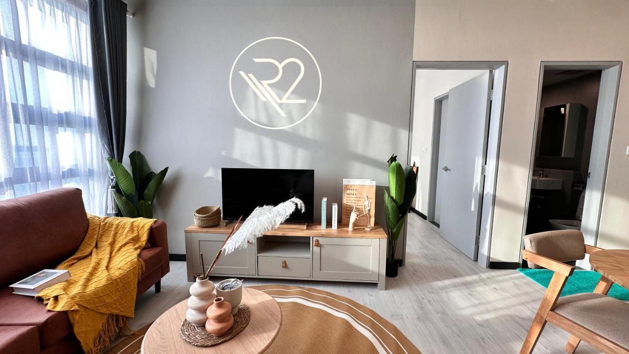 Sea&Pool View Stunning Homestay, Wifi, Netflix Near Malls, Jetty, Convenient Stores Kota Kinabalu Ngoại thất bức ảnh